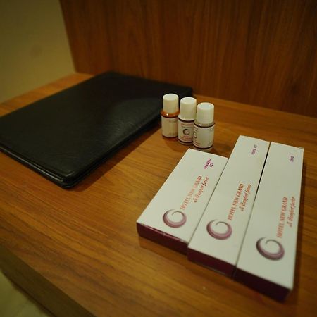 Hotel New Grand Deoghar Eksteriør billede