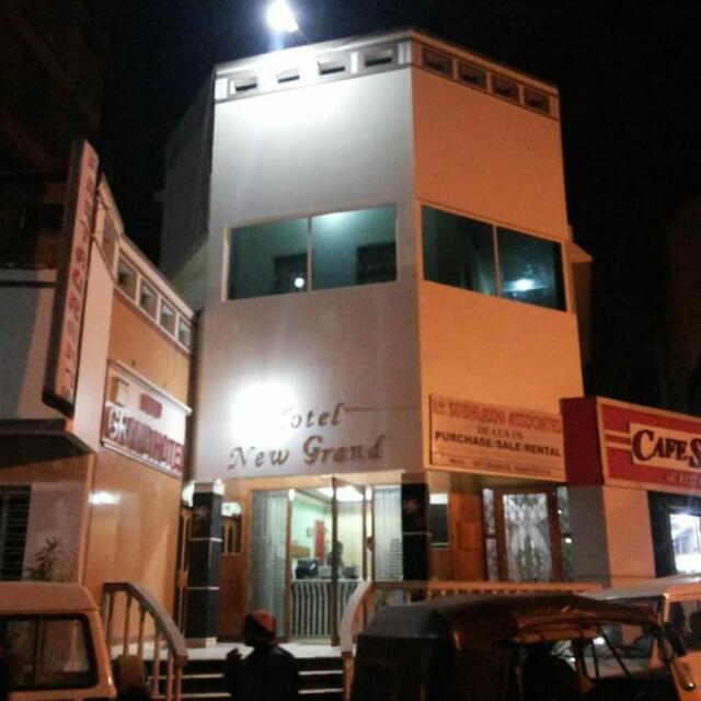 Hotel New Grand Deoghar Eksteriør billede