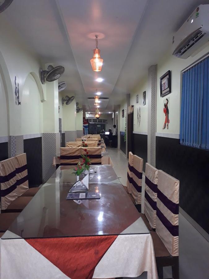Hotel New Grand Deoghar Eksteriør billede