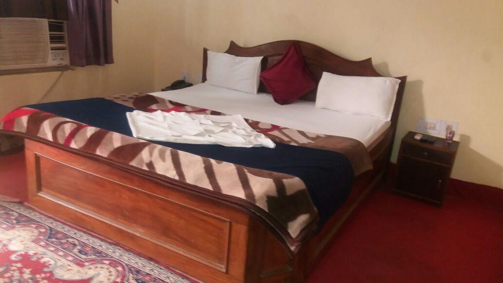 Hotel New Grand Deoghar Eksteriør billede